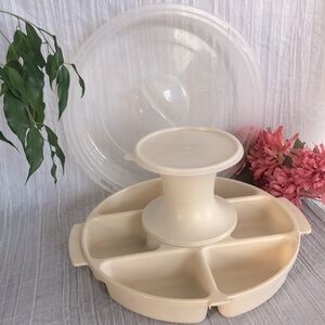 Vtg TUPPERWARE Rubbermaid cheese appetizer vegetable tray server with lid